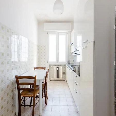 Spaziosa Matrimoniale Nel Centro Di Modena公寓 外观 照片